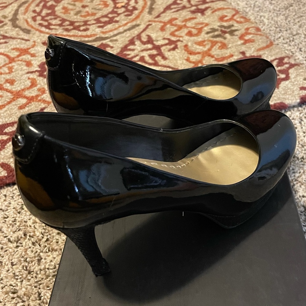 Black Patent Tahari Heels, Size 8